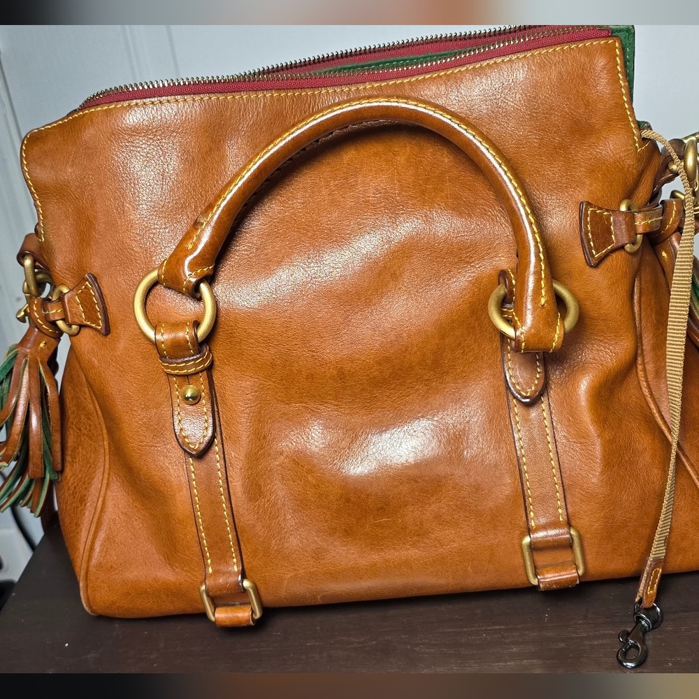 Dooney & Bourke Brown Leather Satchel with Green Interior - Picture 2 of 9